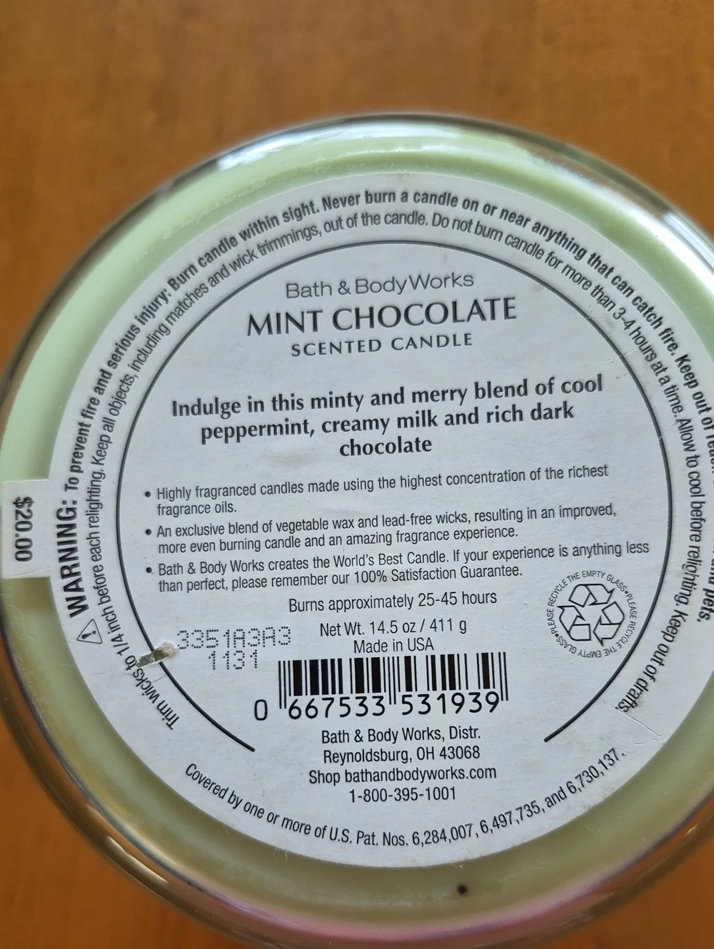 Bath & Body Works 3 Wick Mint Chocolate Scented Candle - Cream Green. NWOT